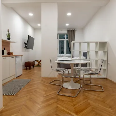 Apartment Sofija Laibach